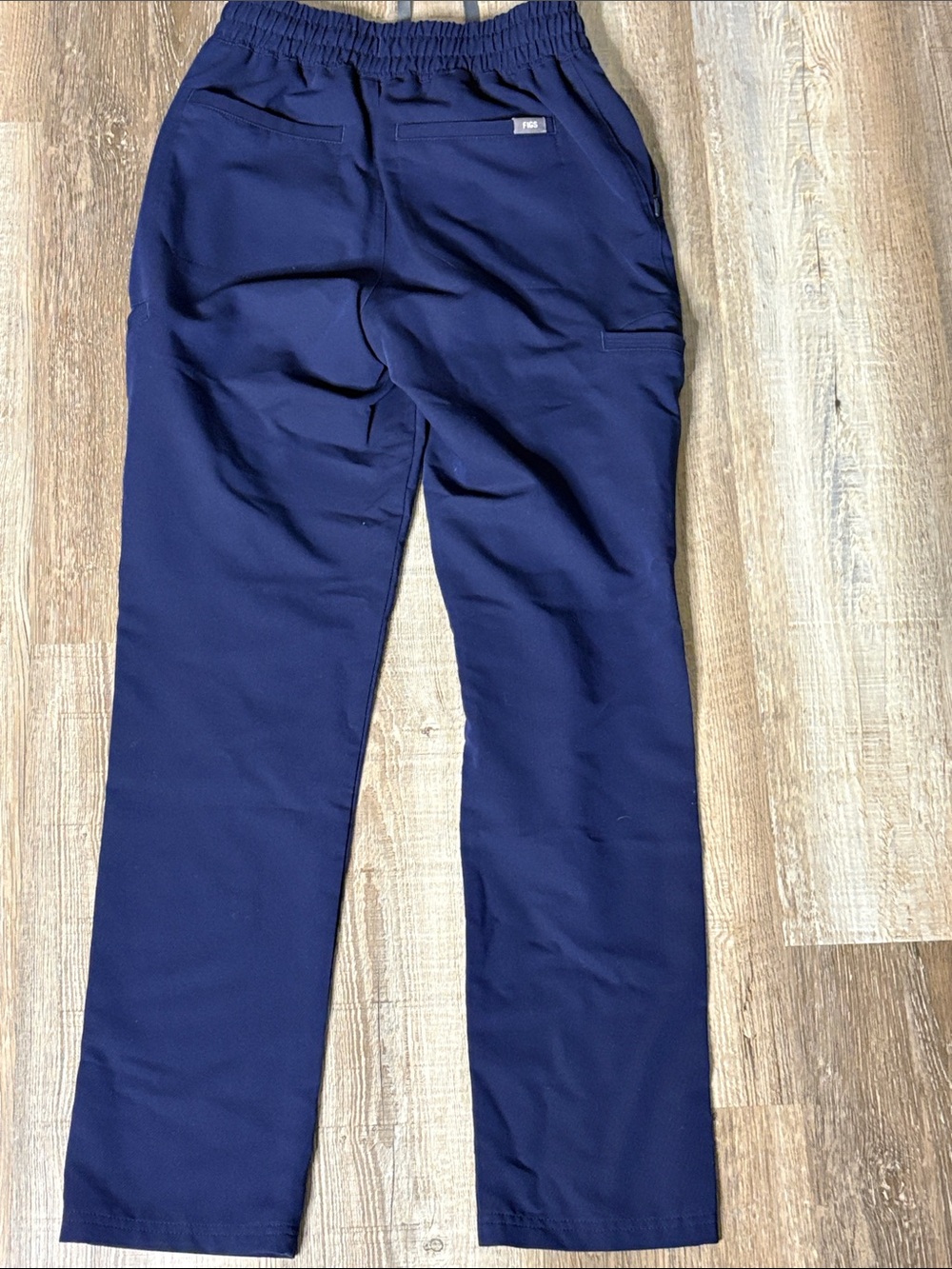 Figs V-Neck Scrub Top in Navy Blue - Picture 5 of 8